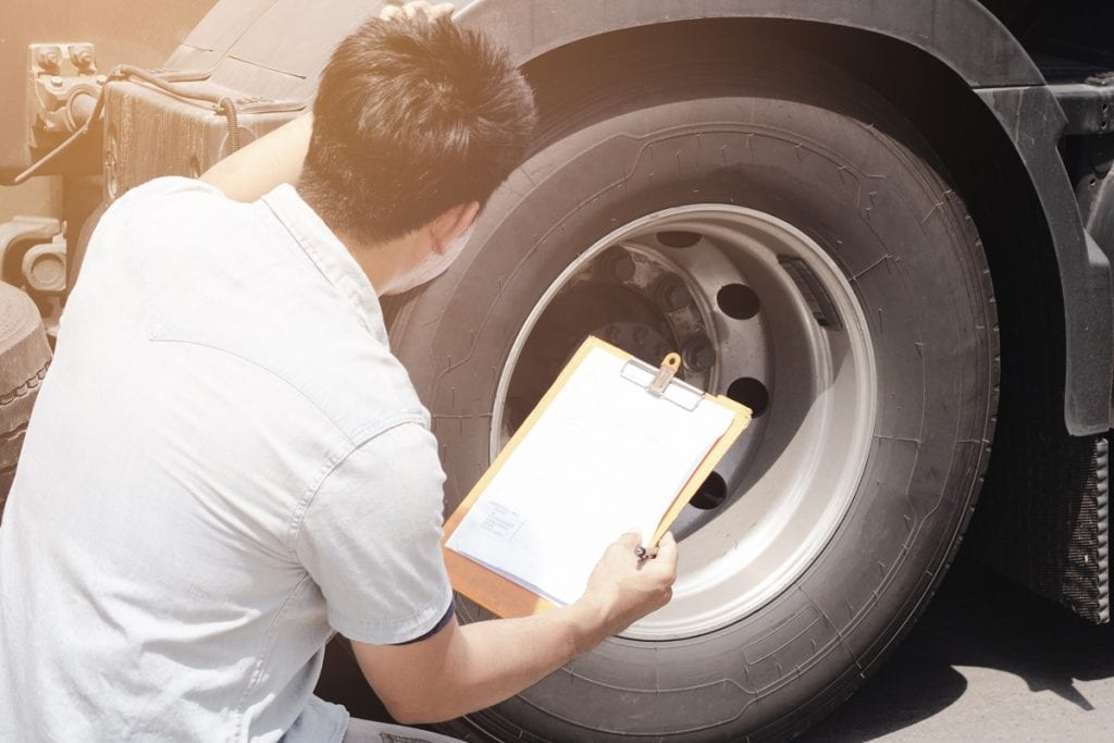 Why Maintaining & Monitoring Truck Tire Pressure Is Important