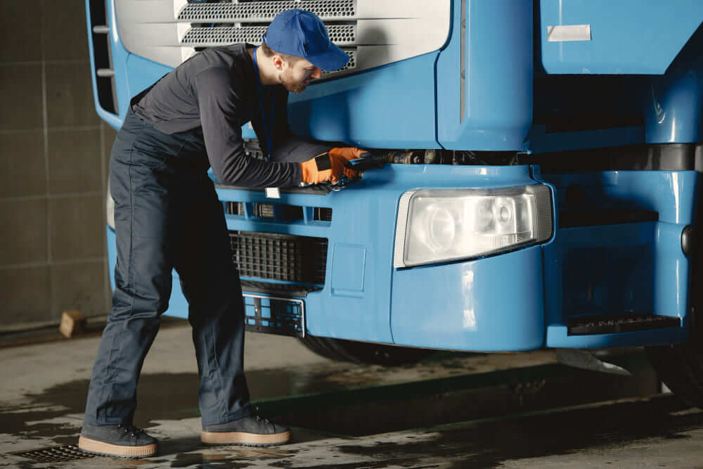 What Are Basic Truck Mechanic Duties?
