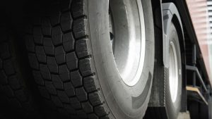 Differences Between Trailer Tires vs. Car Tires